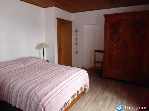 Photo n°4 de :Grande maison familiale, calme, 30m plage de la Luzeronde, 5 chambres sur grand terrain, vue exceptionnelle sur les marais.